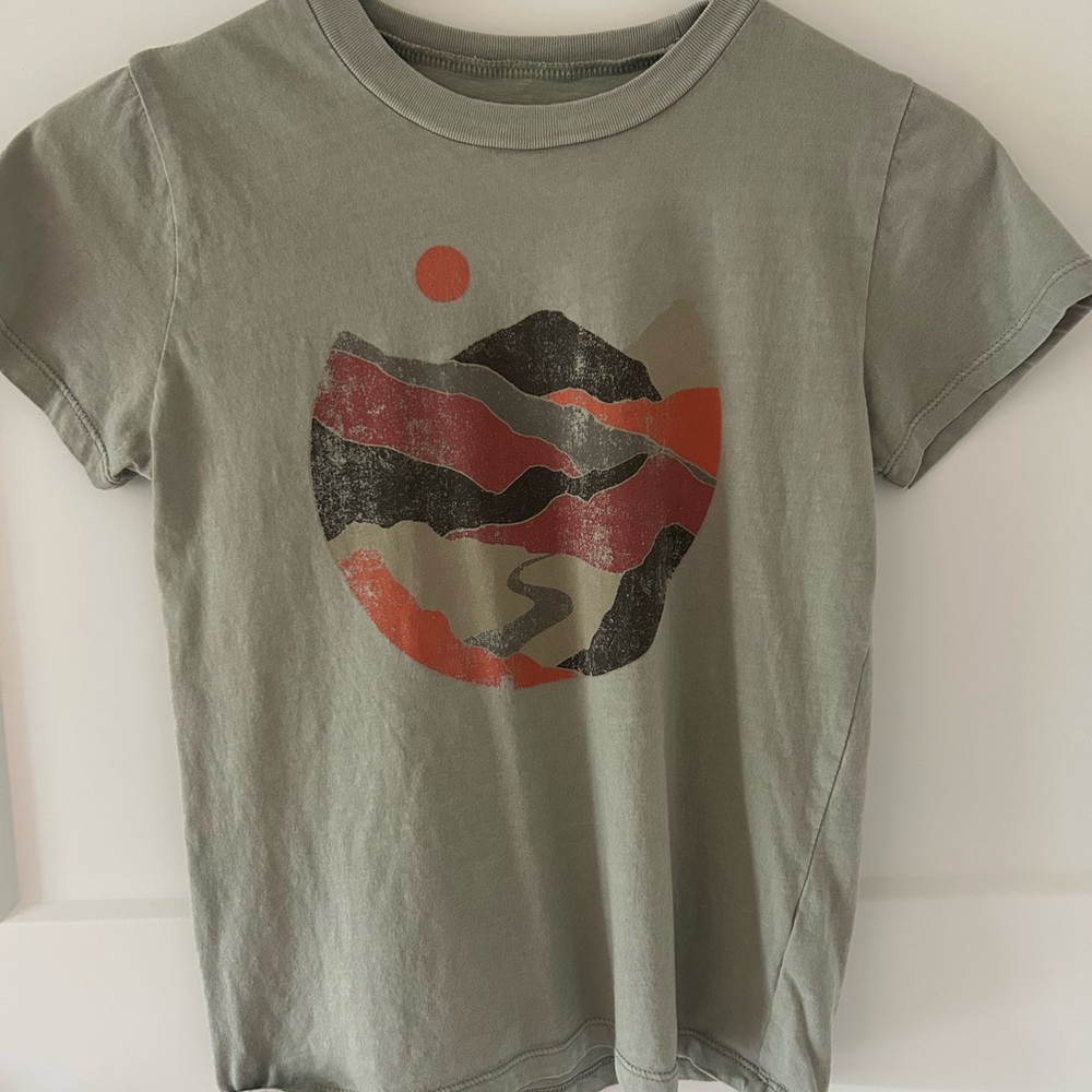 Adventure Graphic Kids T-Shirt in Olive and Red